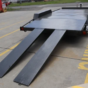 14×6’6″ beaver tail car carrier trailer for sale3200 kg atm