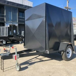 6×4 single axle 5ft high fully enclosed van / cargo trailer with brakes 1000kg gvm for sale
