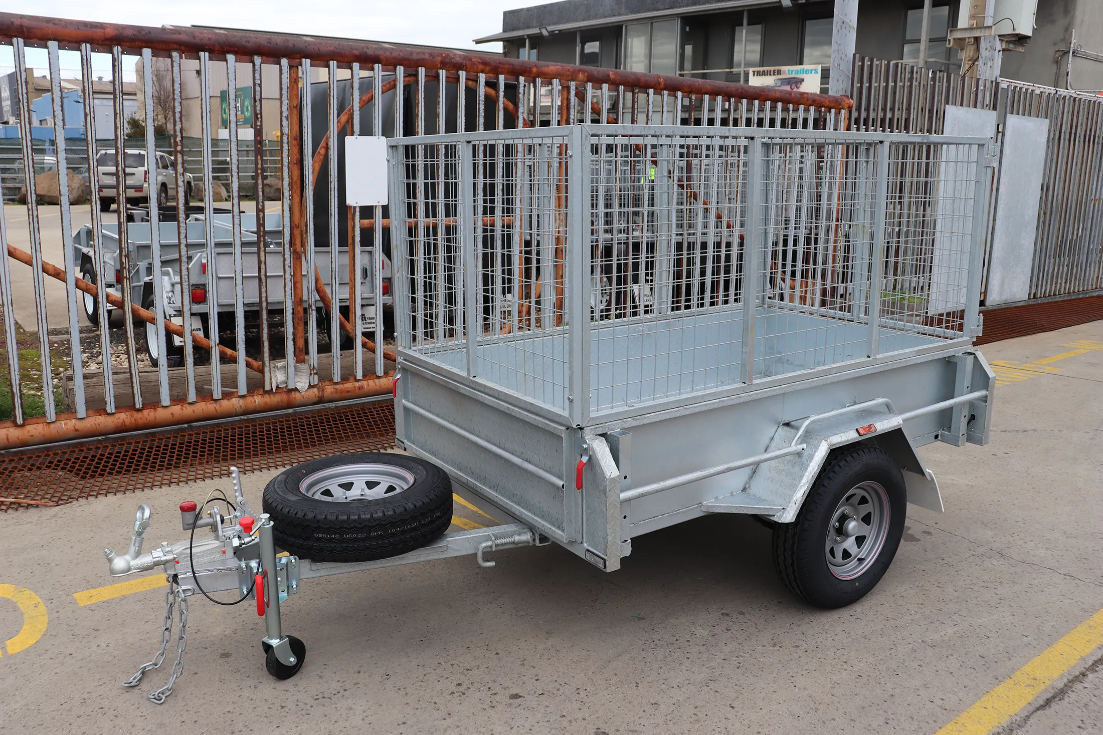 7×4 galvanised single axle braked cage trailer for sale – 3 ft cage manual tipper <br><br><span class="gvm 2800">1400 kg atm</span> 7×4 galvanised single axle braked cage trailer for sale – 3 ft cage manual tipper 1400 kg atm