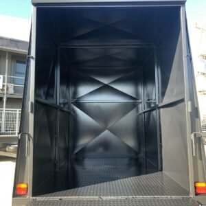 8×5 single axle 6ft high fully enclosed van / cargo trailer with brakes 1400kg gvm with ramp for sale1400 kg gvm