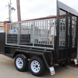 8×5 tandem axle gardening trailer with single piece drop grid mesh ramp with 3ft enclosed mower box