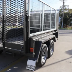 8×5 tandem axle gardening trailer with single piece drop grid mesh ramp with 4ft enclosed mower box