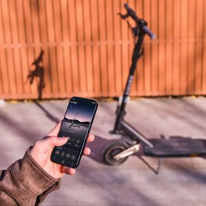 navee | electric scooter | st3