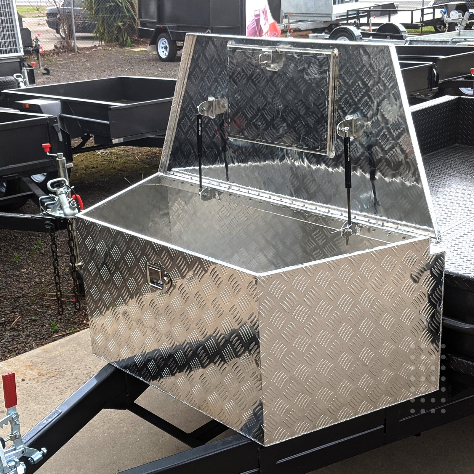 a shape aluminium toolbox ute trailers storage in melbourne victoria<br><br><span class="gvm 2800">1200 (l) x 420 (w) x 500 (h)</span> a shape aluminium toolbox ute trailers storage in melbourne victoria1200 (l) x 420 (w) x 500 (h)
