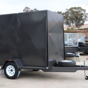 8×5 single axle 6ft high fully enclosed van / cargo trailer with brakes 1400kg gvm with ramp for sale1400 kg gvm