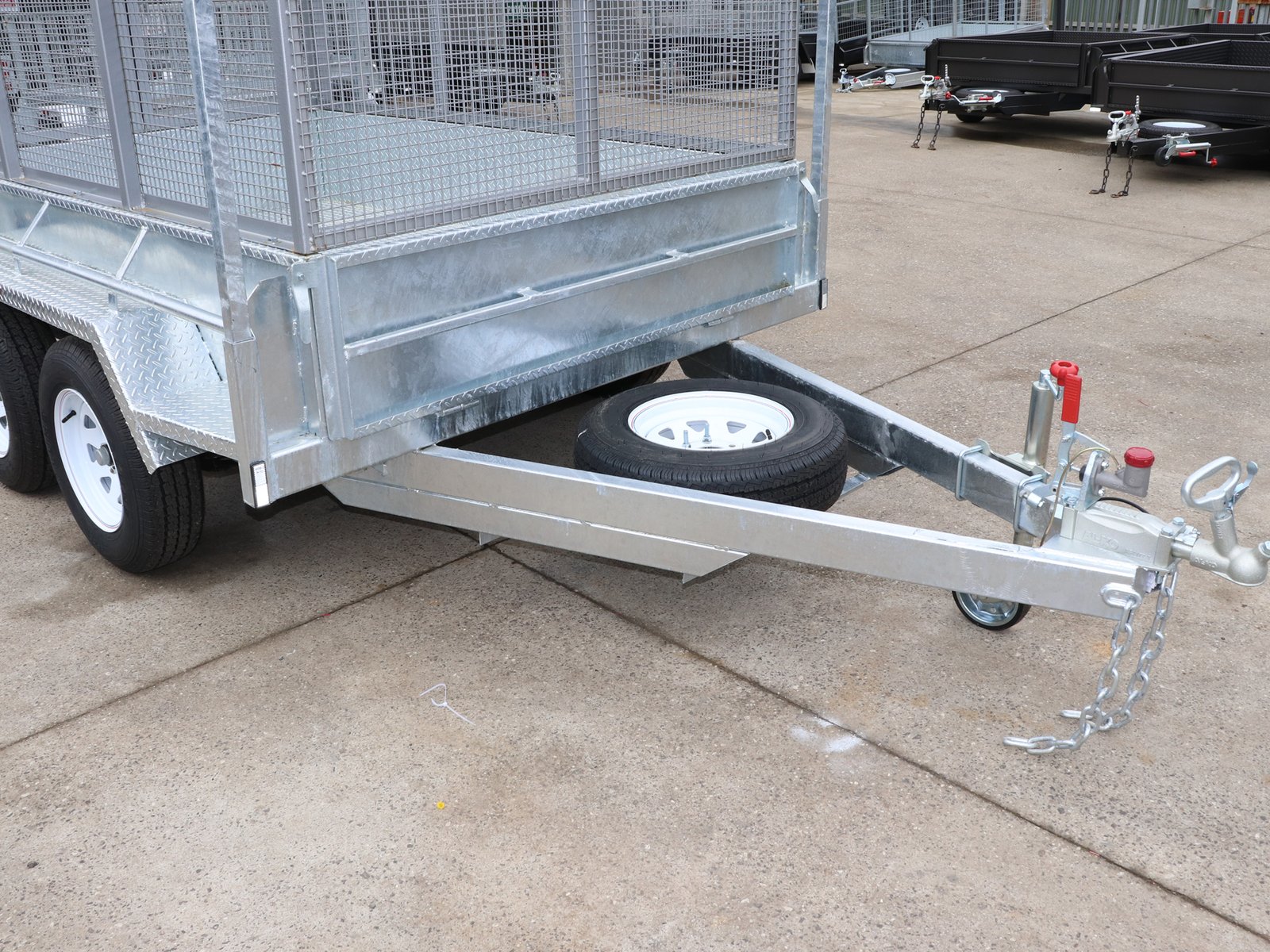 8×5 australian galvanised tandem axle heavy duty cage trailer with 3ft australian made cage & ladder racks <br><br><span class="aussie build">australian made trailer</span> 8×5 australian galvanised tandem axle heavy duty cage trailer with 3ft australian made cage & ladder racks australian made trailer