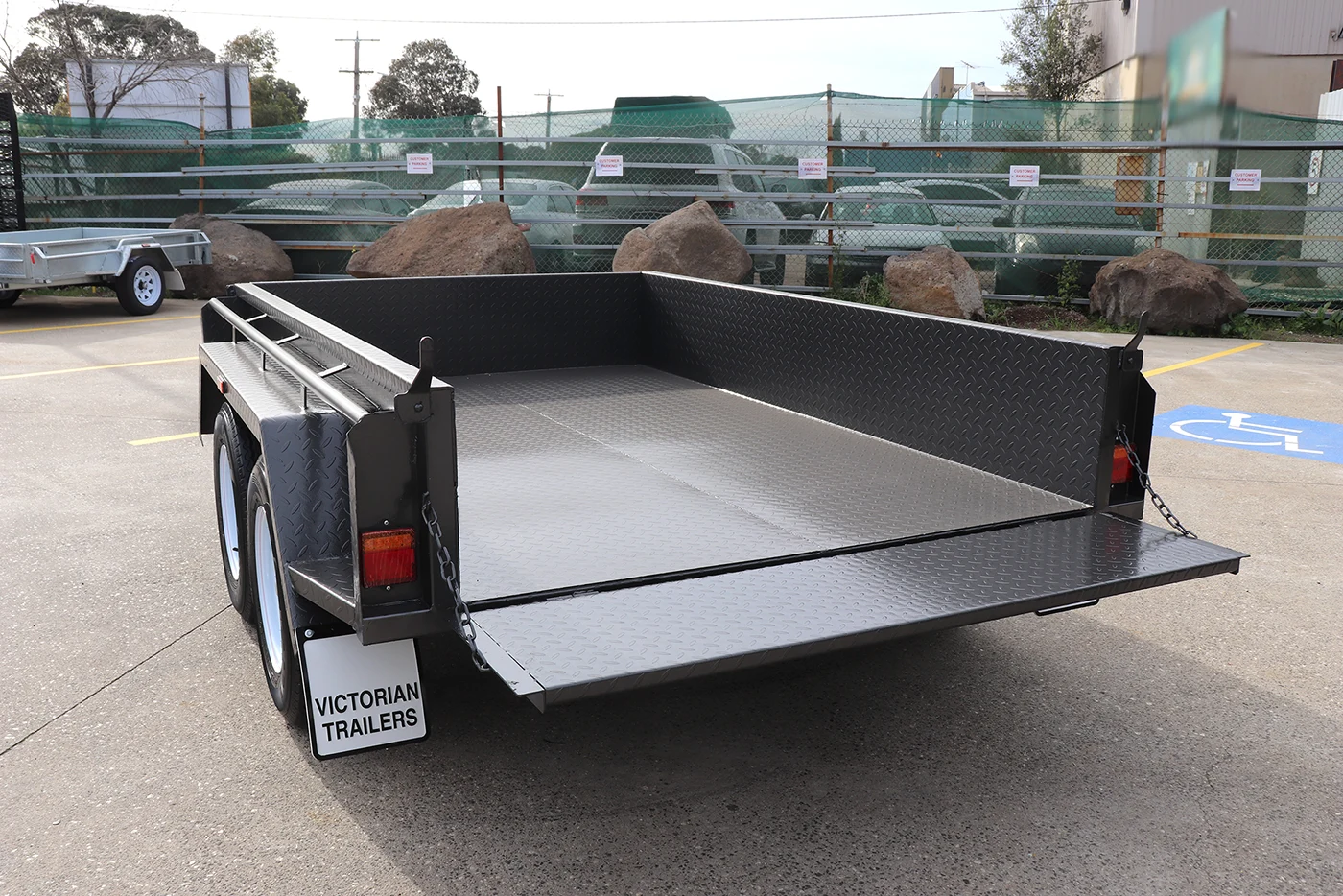8×5 tandem trailer | heavy duty | full checkerplate | high sides 8×5 tandem trailer | heavy duty | full checkerplate | high sides