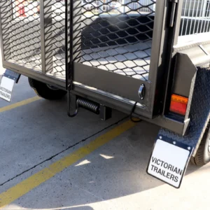 8×5 tandem axle gardening trailer with single piece drop grid mesh ramp with 4ft enclosed mower box