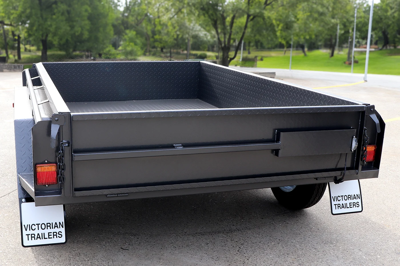 8×5 tandem trailer | heavy duty | full checkerplate | high sides 8×5 tandem trailer | heavy duty | full checkerplate | high sides